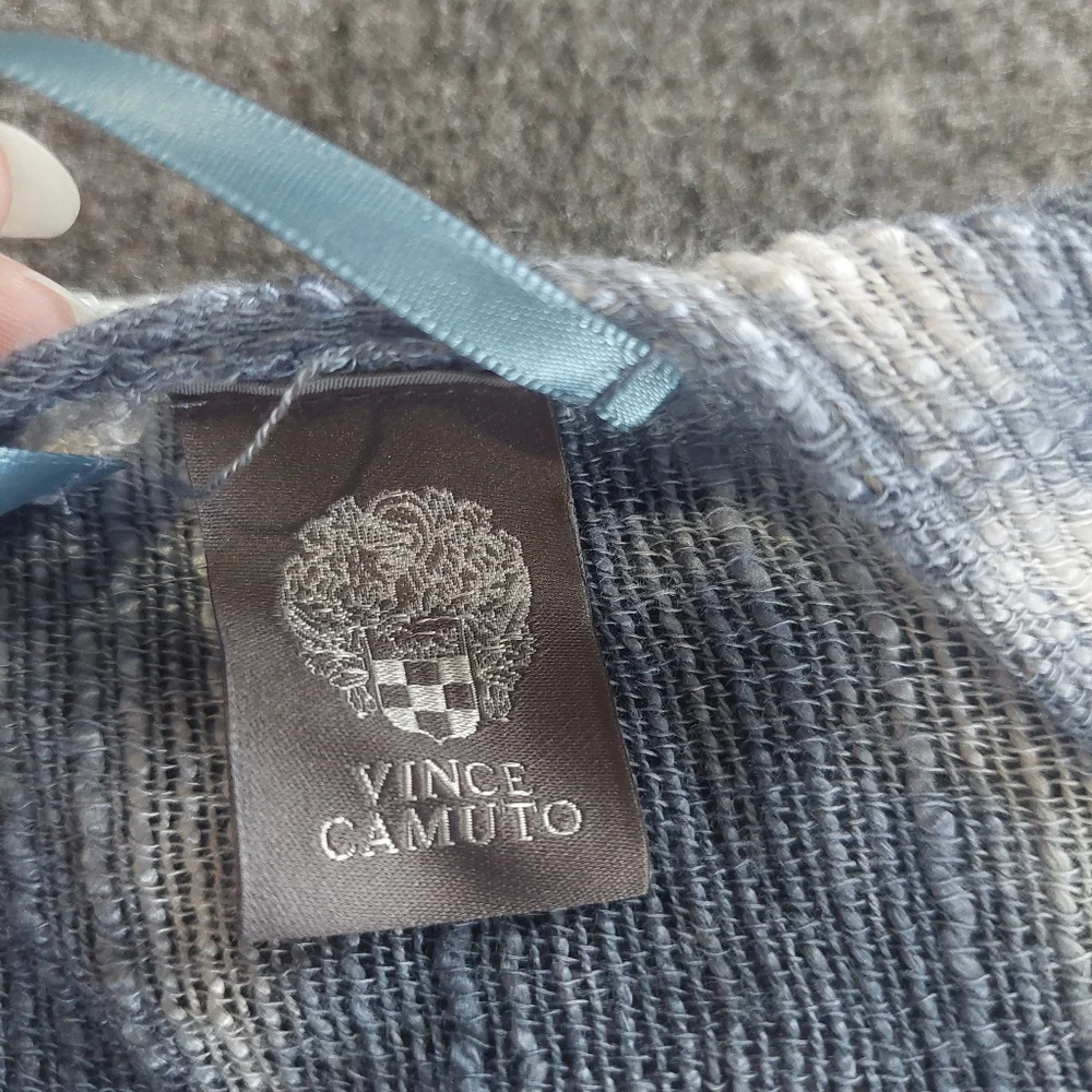 Vince‎ Camuto shawl/cover-up